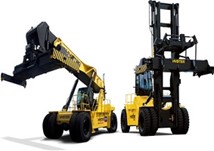 Reach Stacker